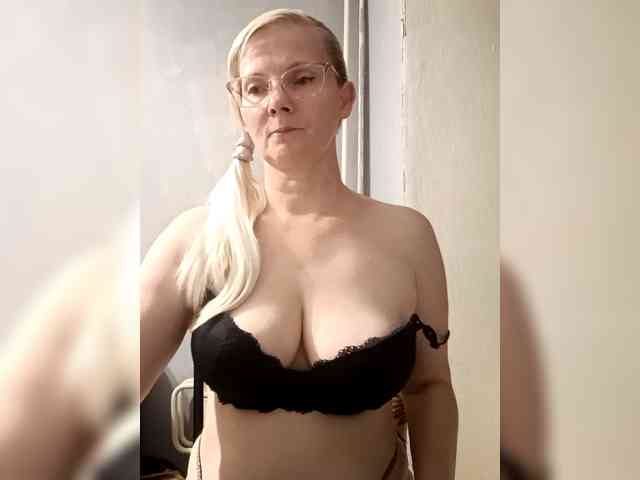 Sweetie454 webcam