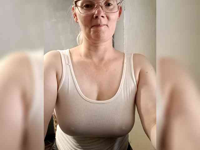 Sweetie454 webcam