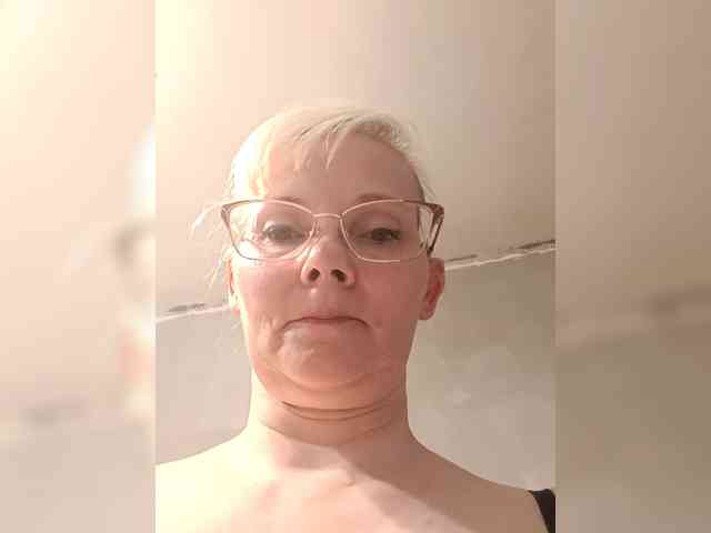 Sweetie454 webcam