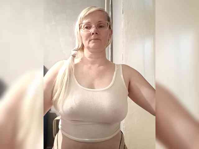 Sweetie454 webcam
