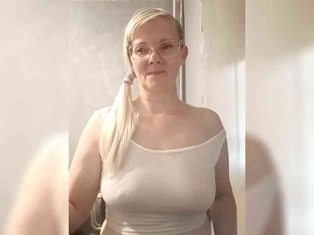 Sweetie454 webcam