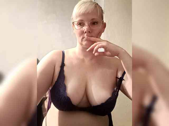Sweetie454 webcam