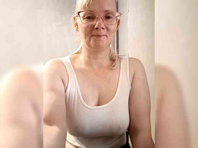 Sweetie454 webcam