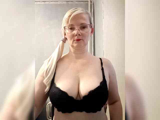 Sweetie454 webcam