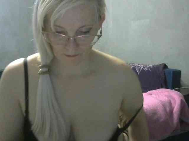 Sweetie454 webcam