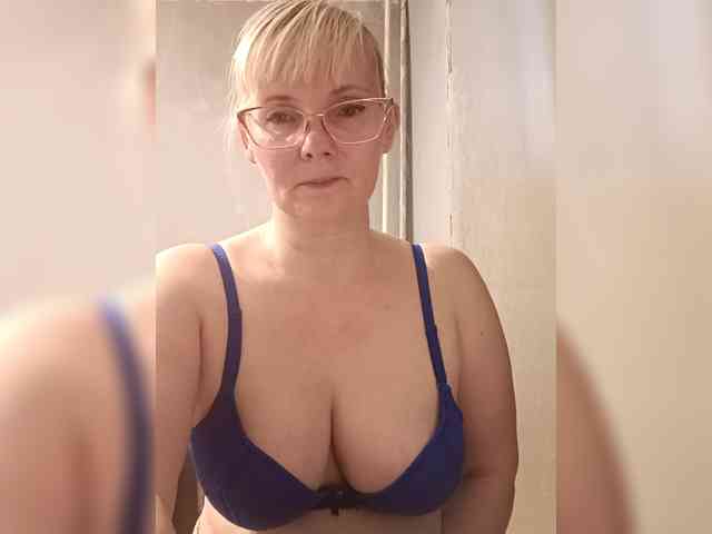 Sweetie454 webcam