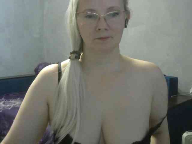 Sweetie454 webcam