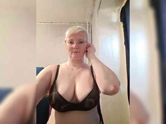 Sweetie454 webcam