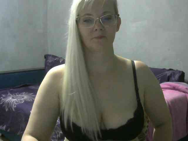 Model: Sweetie454