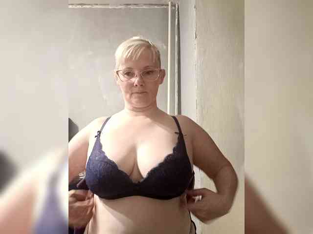 Sweetie454 webcam
