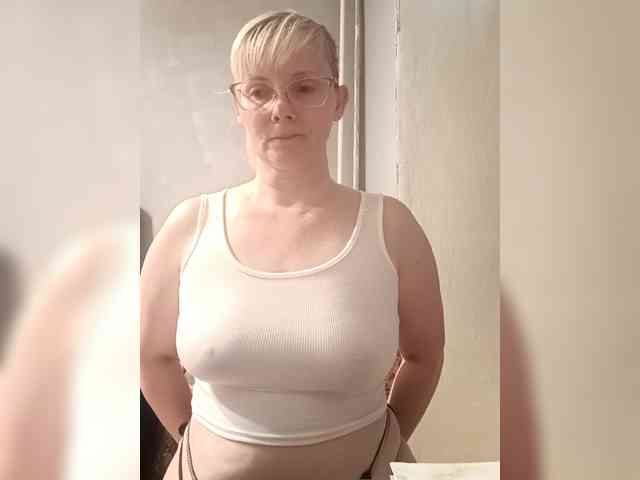 Sweetie454 webcam