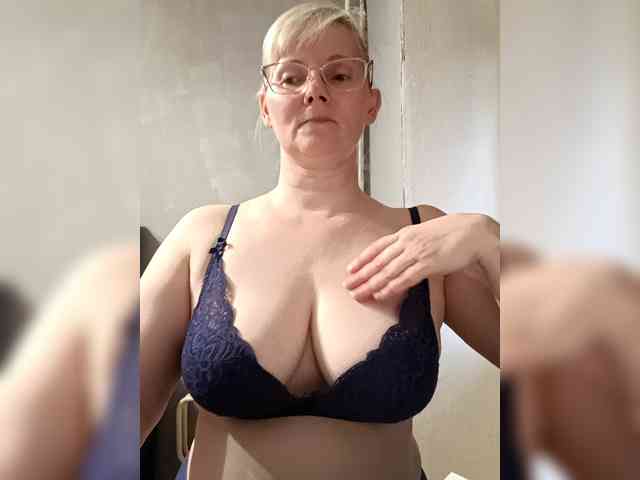 Sweetie454 webcam