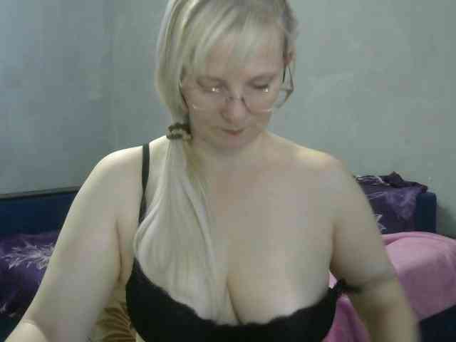 Sweetie454 webcam