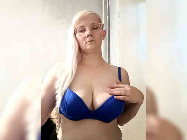 Sweetie454 Sex Cam Show