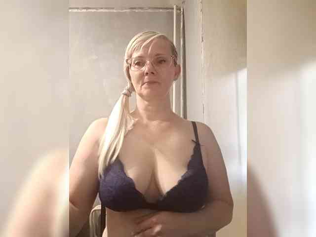 Sweetie454 webcam