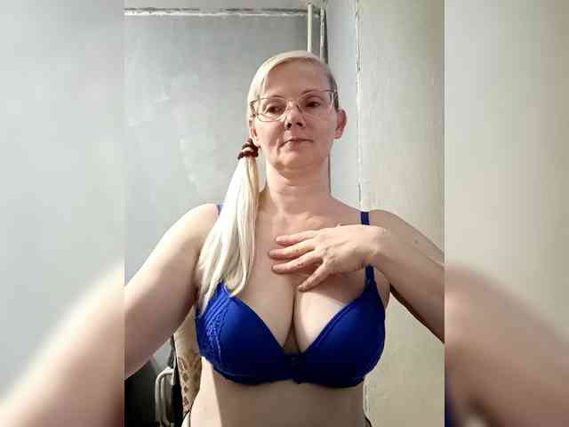 Sweetie454 webcam
