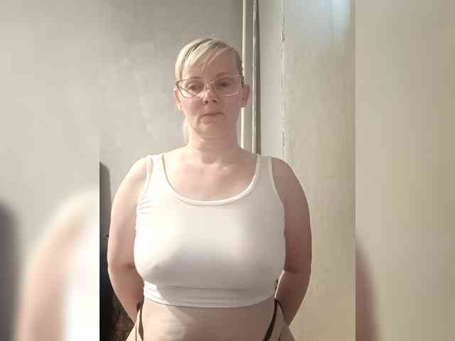 Sweetie454 webcam