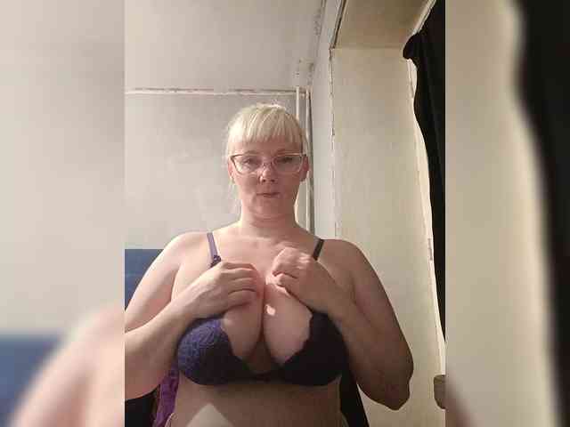 Sweetie454 webcam