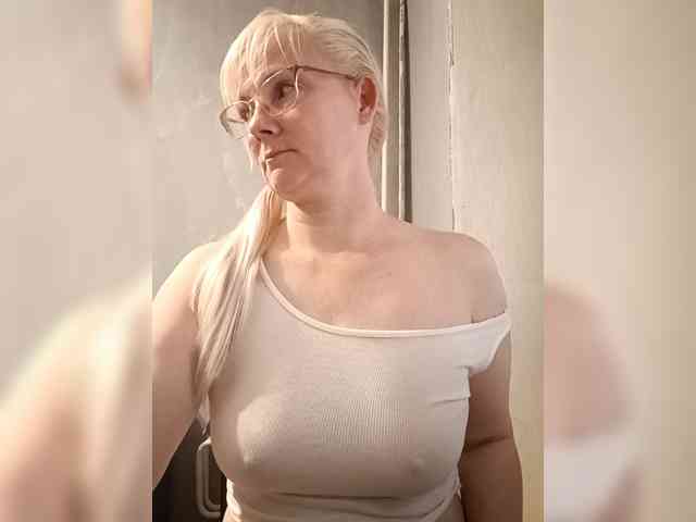 Sweetie454 webcam