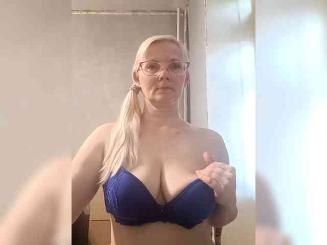 Sweetie454 webcam