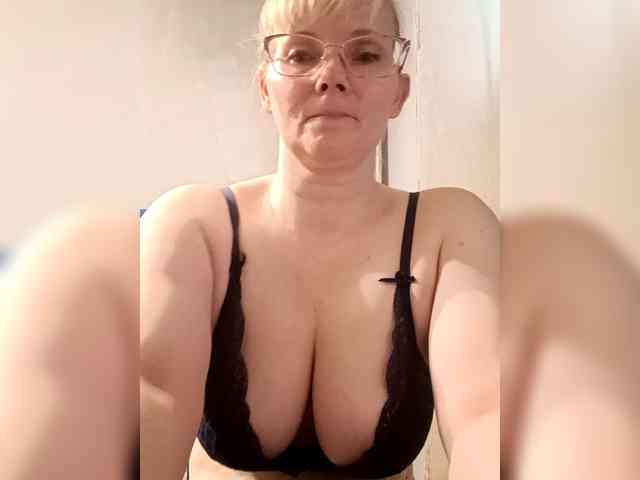 Sweetie454 webcam