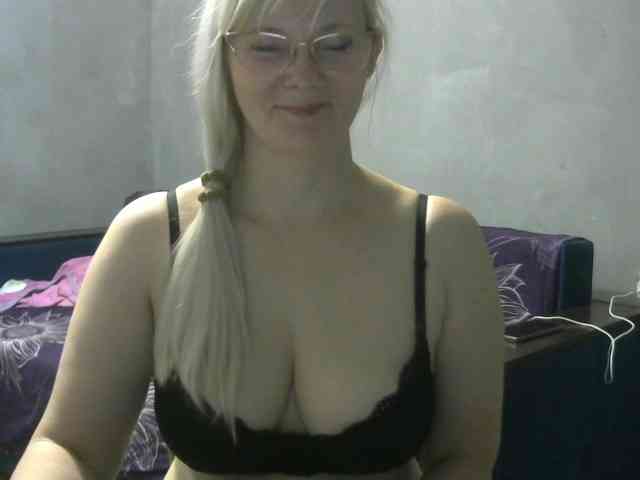 Model: Sweetie454