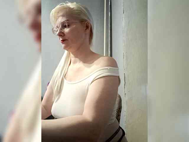 Sweetie454 webcam