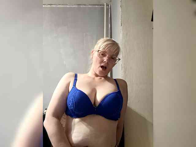 Sweetie454 webcam