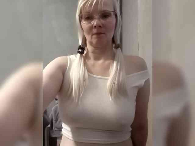 Sweetie454 webcam