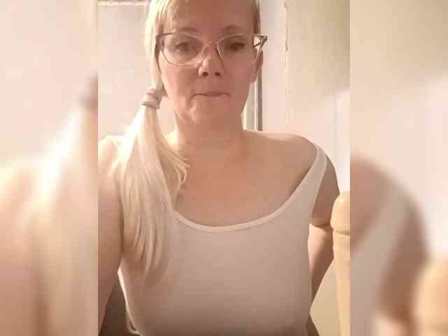 Sweetie454 webcam