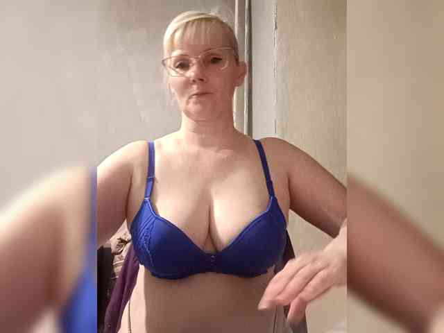 Sweetie454 webcam