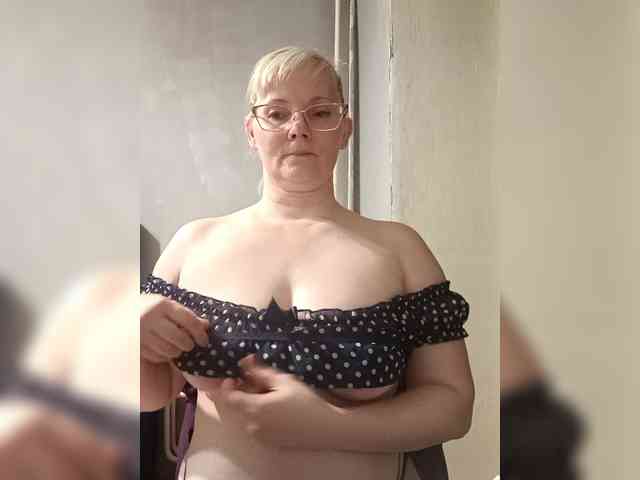 Sweetie454 webcam