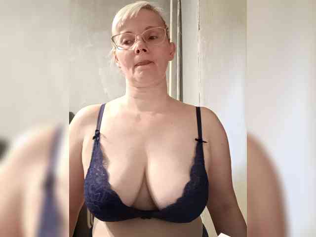 Sweetie454 webcam