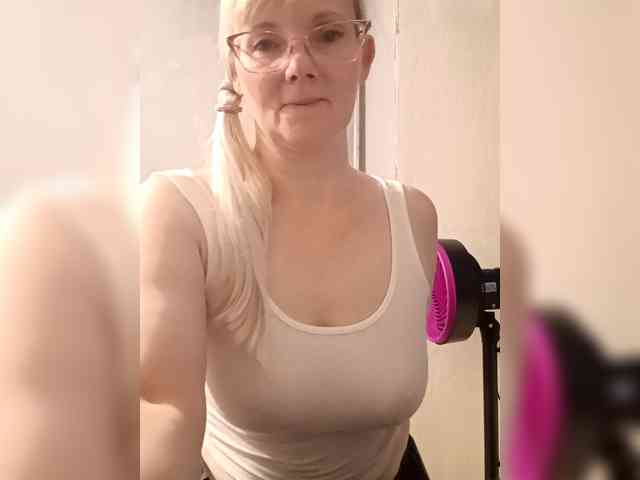 Sweetie454 webcam