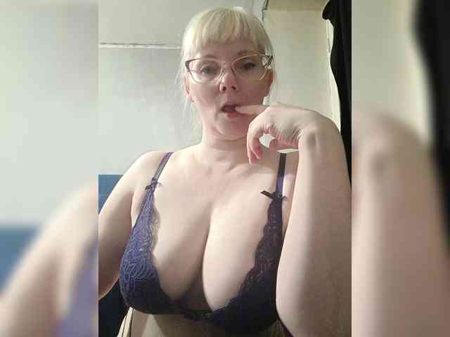 Sweetie454 webcam