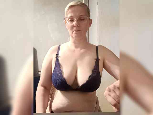 Sweetie454 webcam