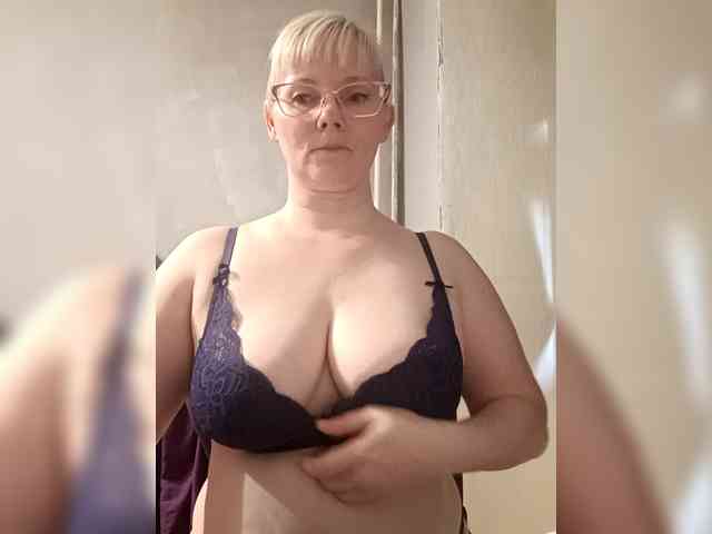 Sweetie454 webcam