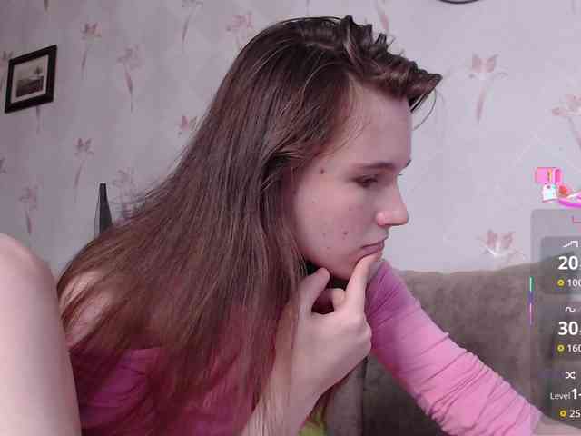 Annatomnaya Sex Cam Show