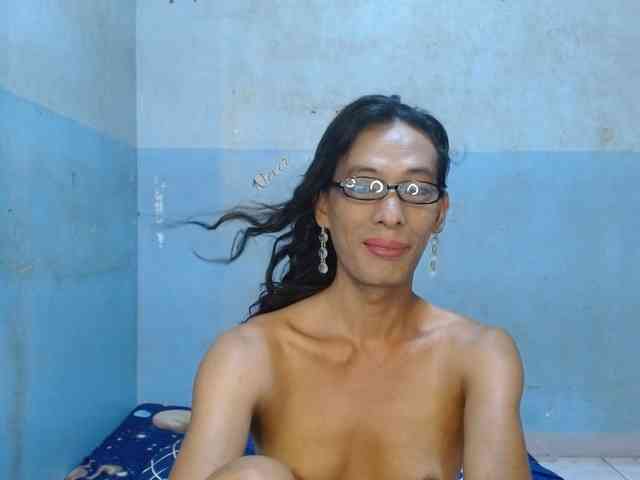 maane090285 Live Webcam on BongaCams