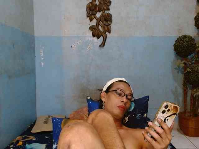maane090285 Sex Cam Show