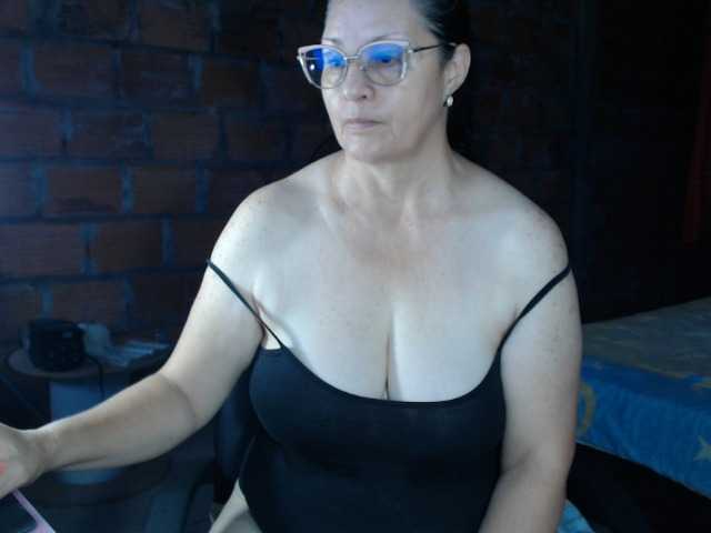 rouseehotglad, live now on BongaCams