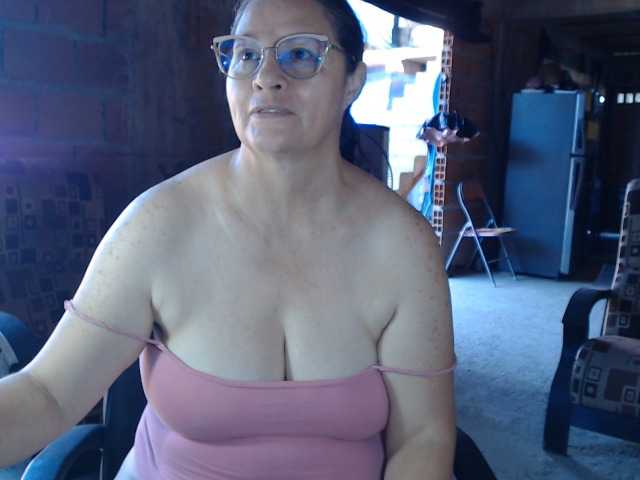 rouseehotglad