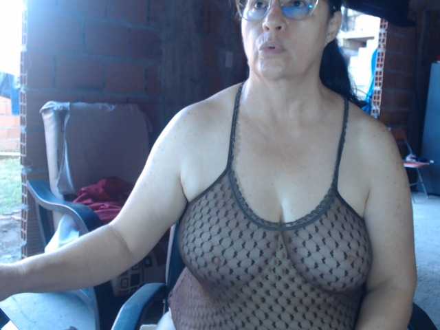 rouseehotglad live cam preview
