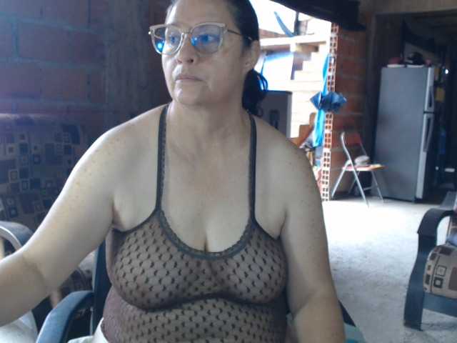 rouseehotglad live cam on BongaCams