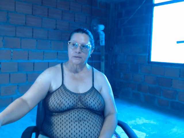 rouseehotglad live cam on BongaCams
