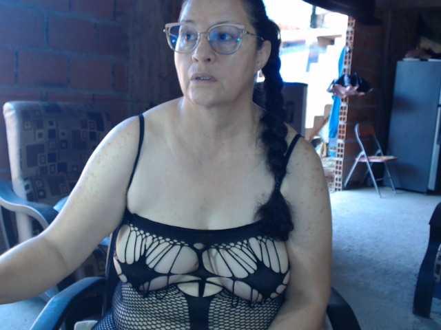 rouseehotglad live cam on BongaCams