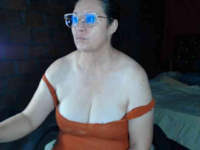 rouseehotglad webcam