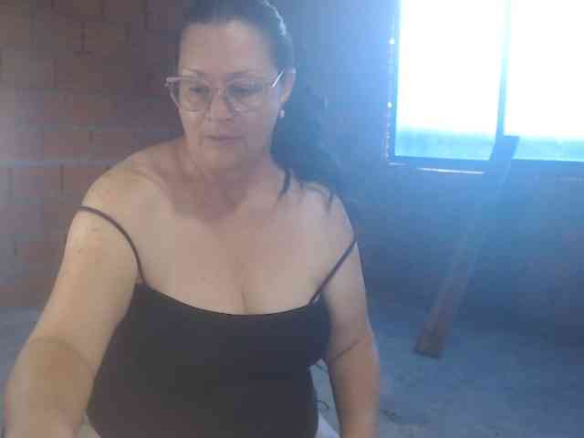 rouseehotglad webcam