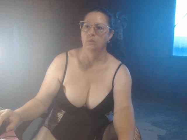 rouseehotglad webcam