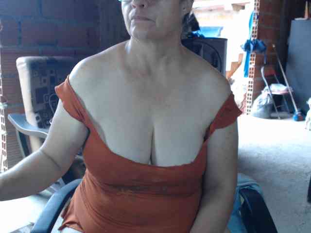 rouseehotglad webcam